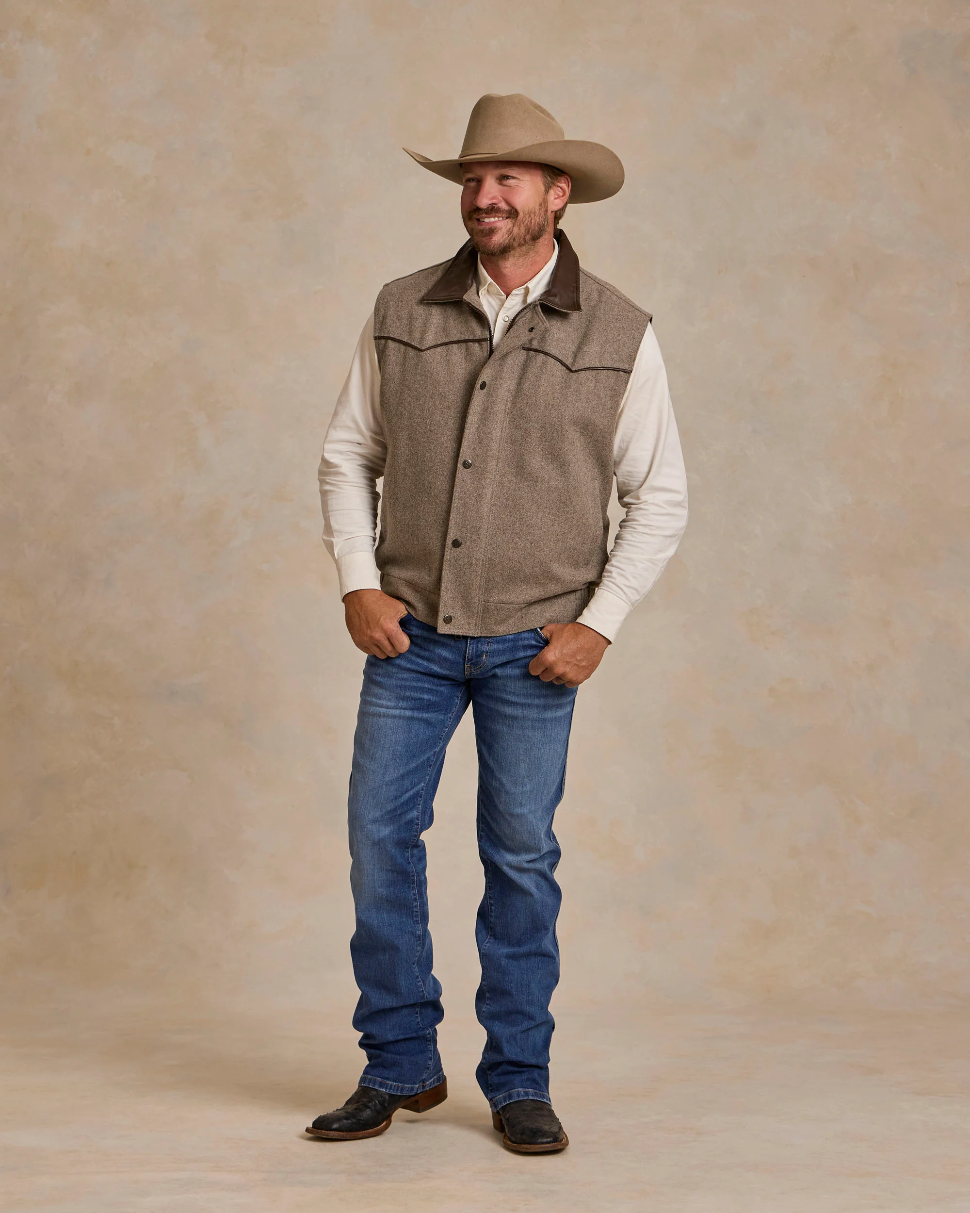 Cattle King Wool Vest - Image 13