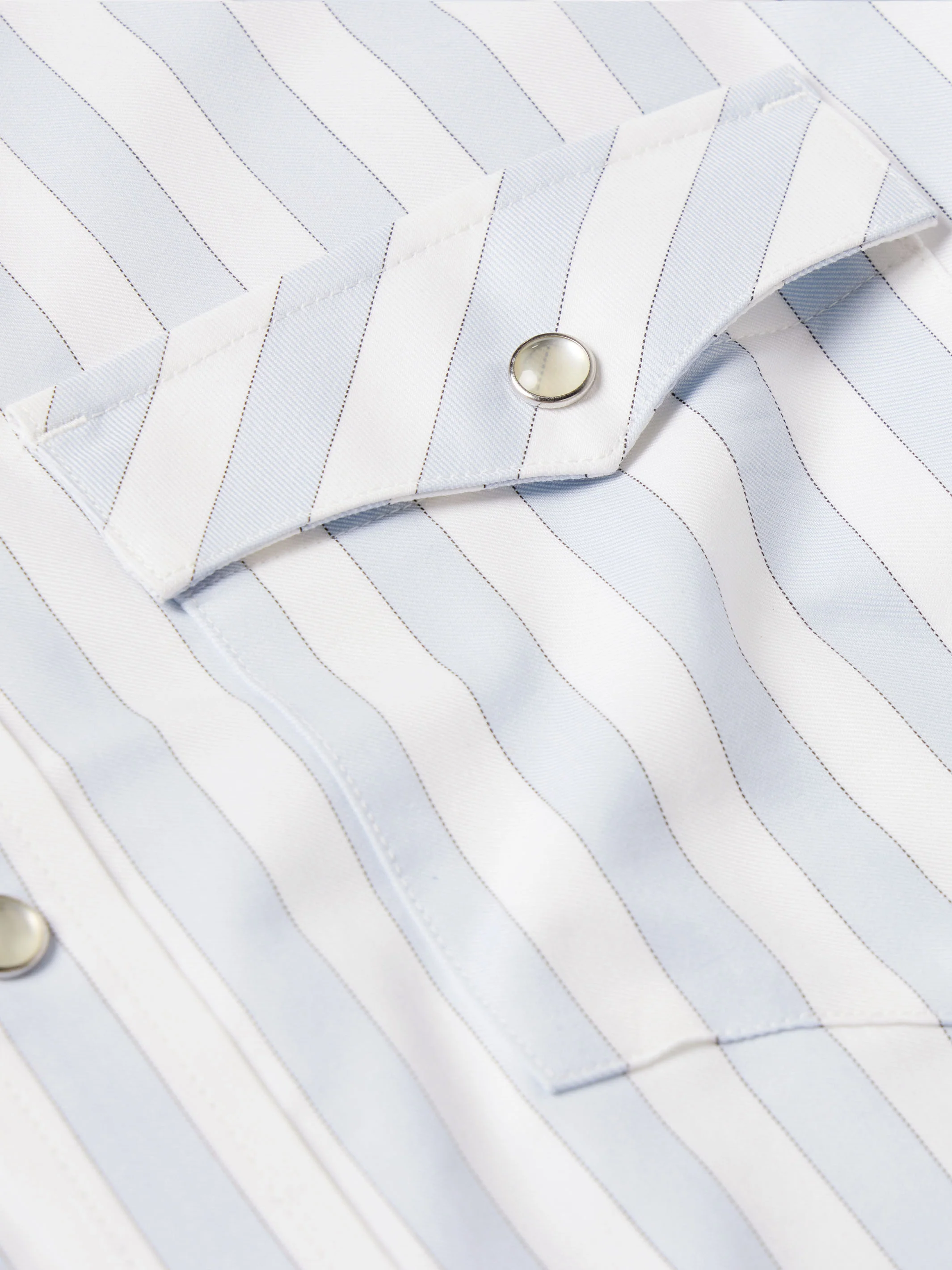 Classic Western Button Down with Snaps - Image 9