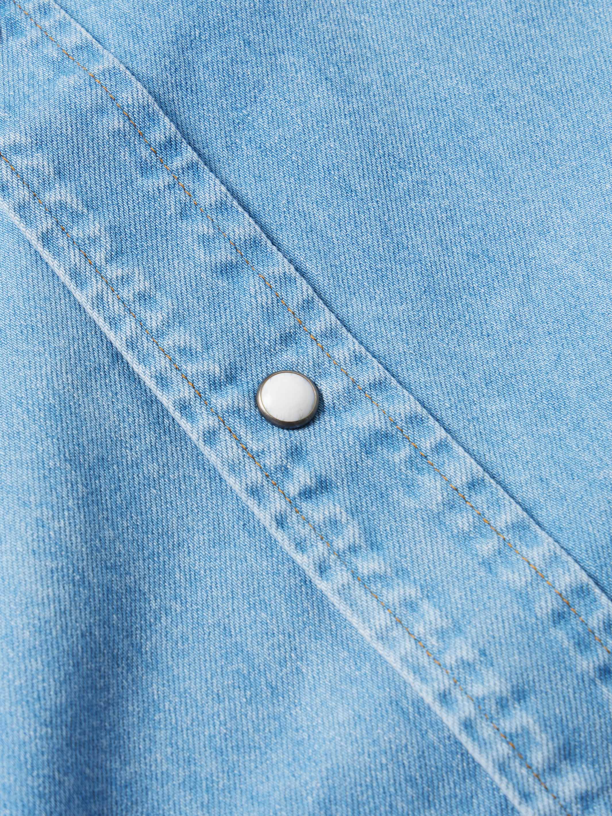 Classic Western Denim Snap Shirt - Image 8