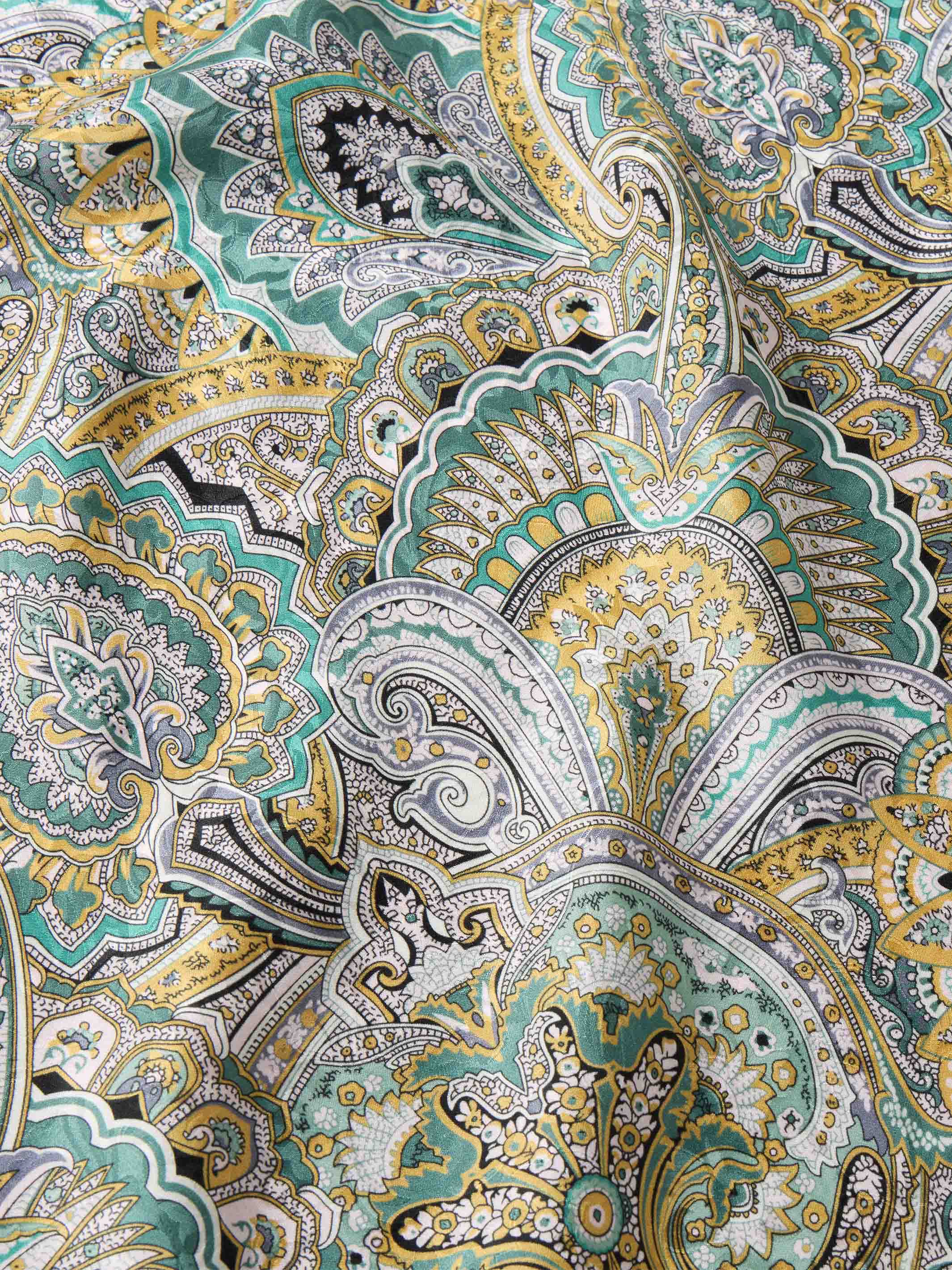 Paisley Wild Rags - Image 3