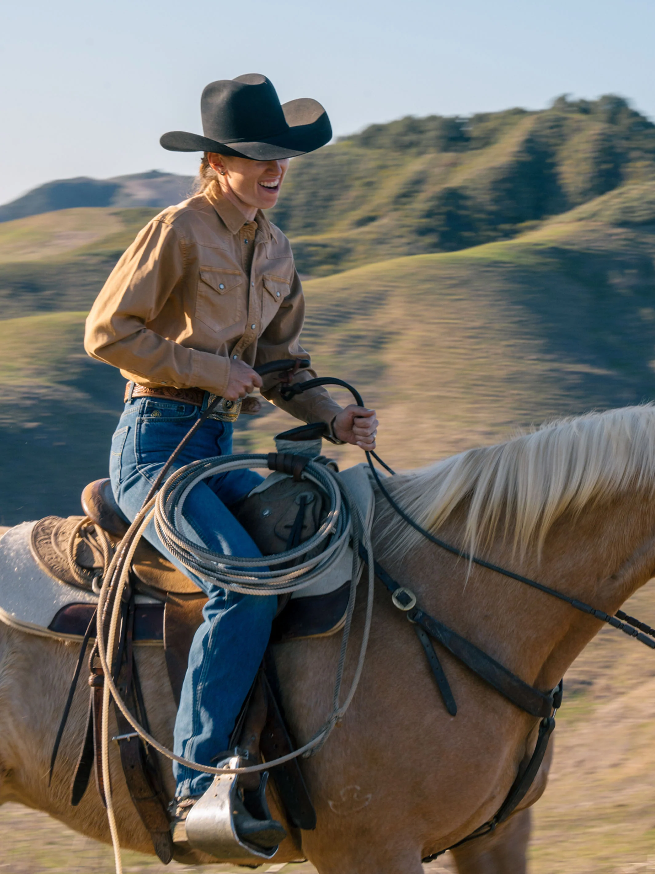 Women's Western Denim Snap Shirt - Image 2