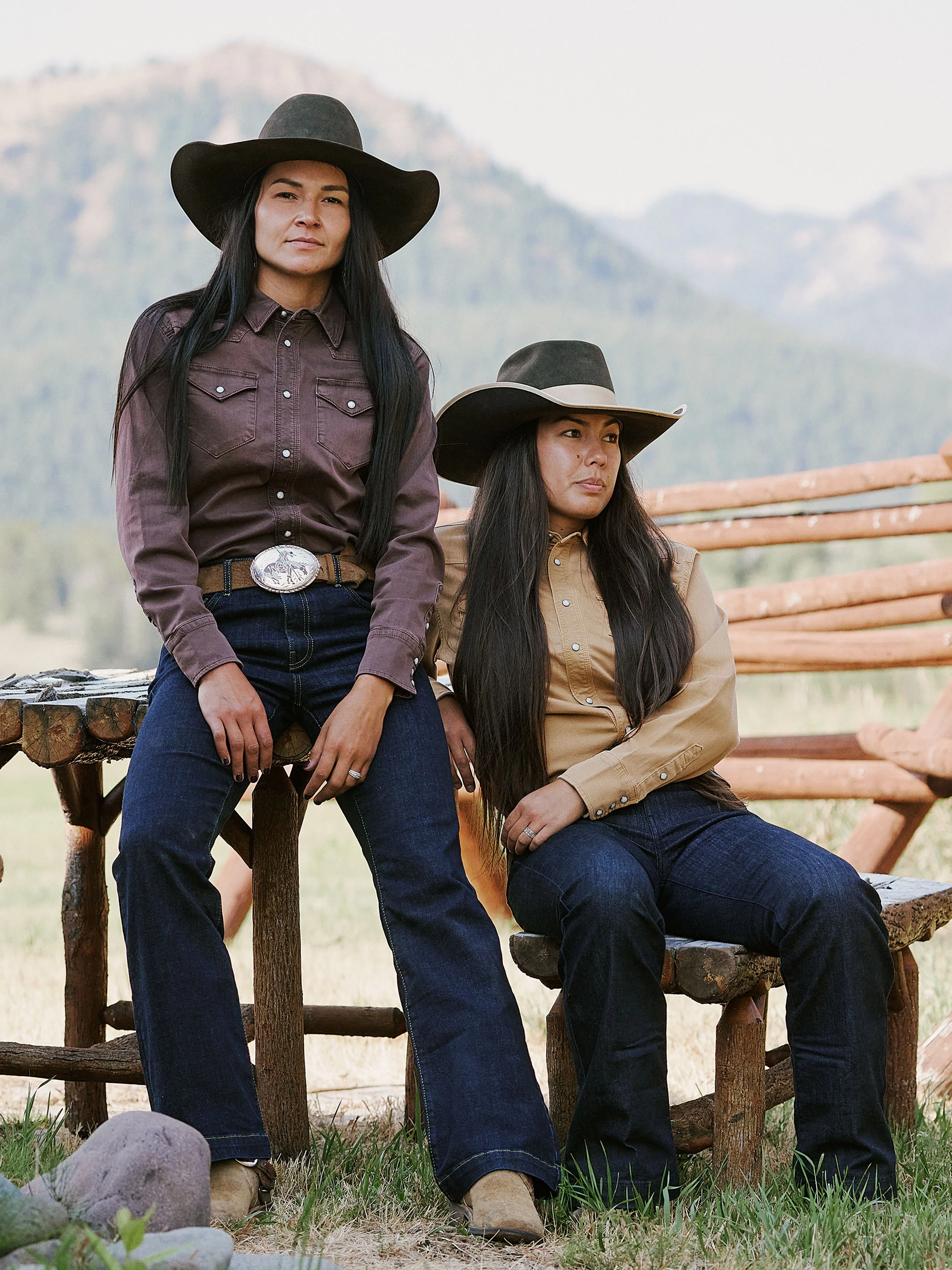 Women's Western Denim Snap Shirt - Image 7