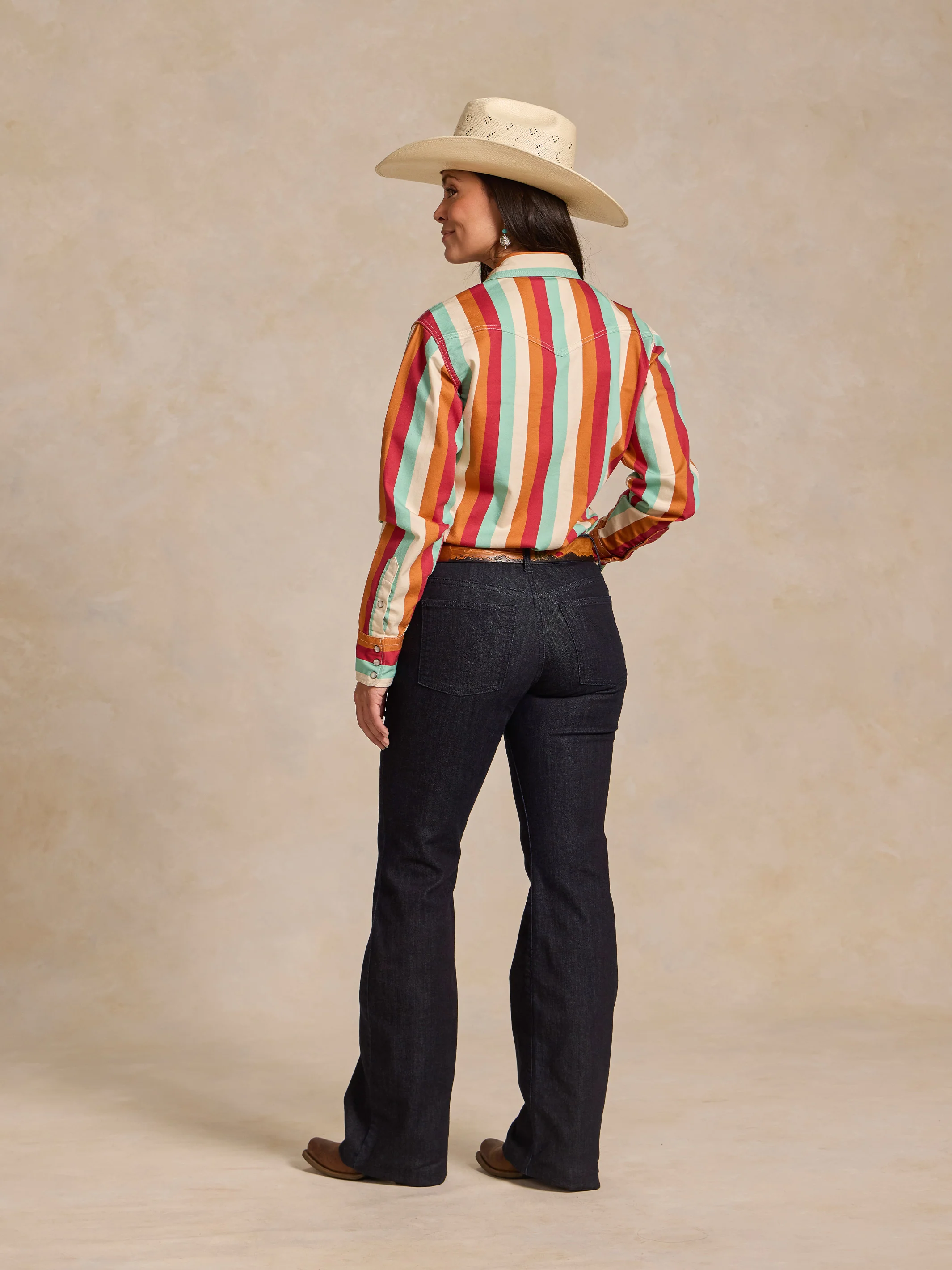 Women's Western Stretch Snap Shirt - Image 11