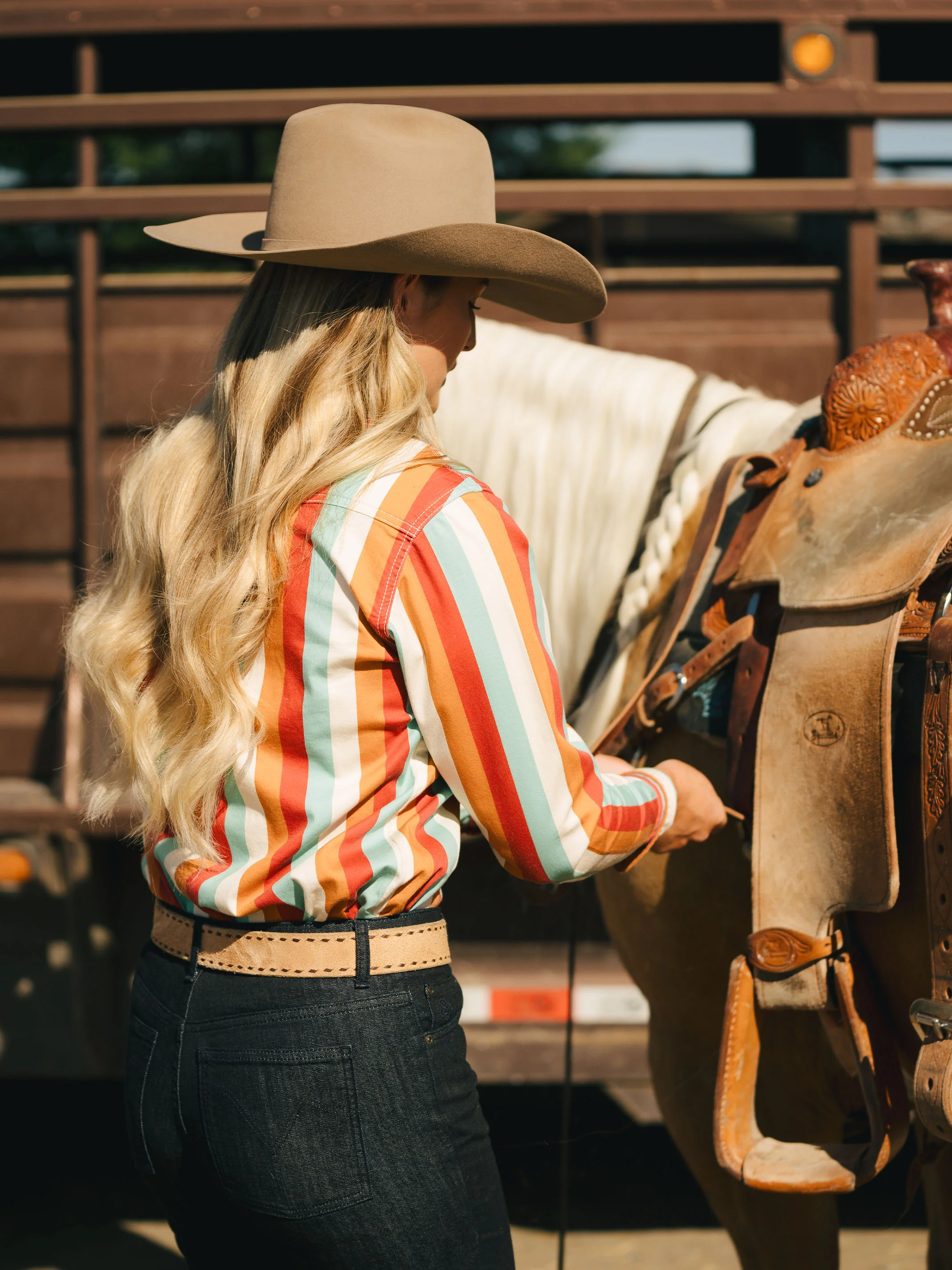 Women's Western Stretch Snap Shirt - Image 4
