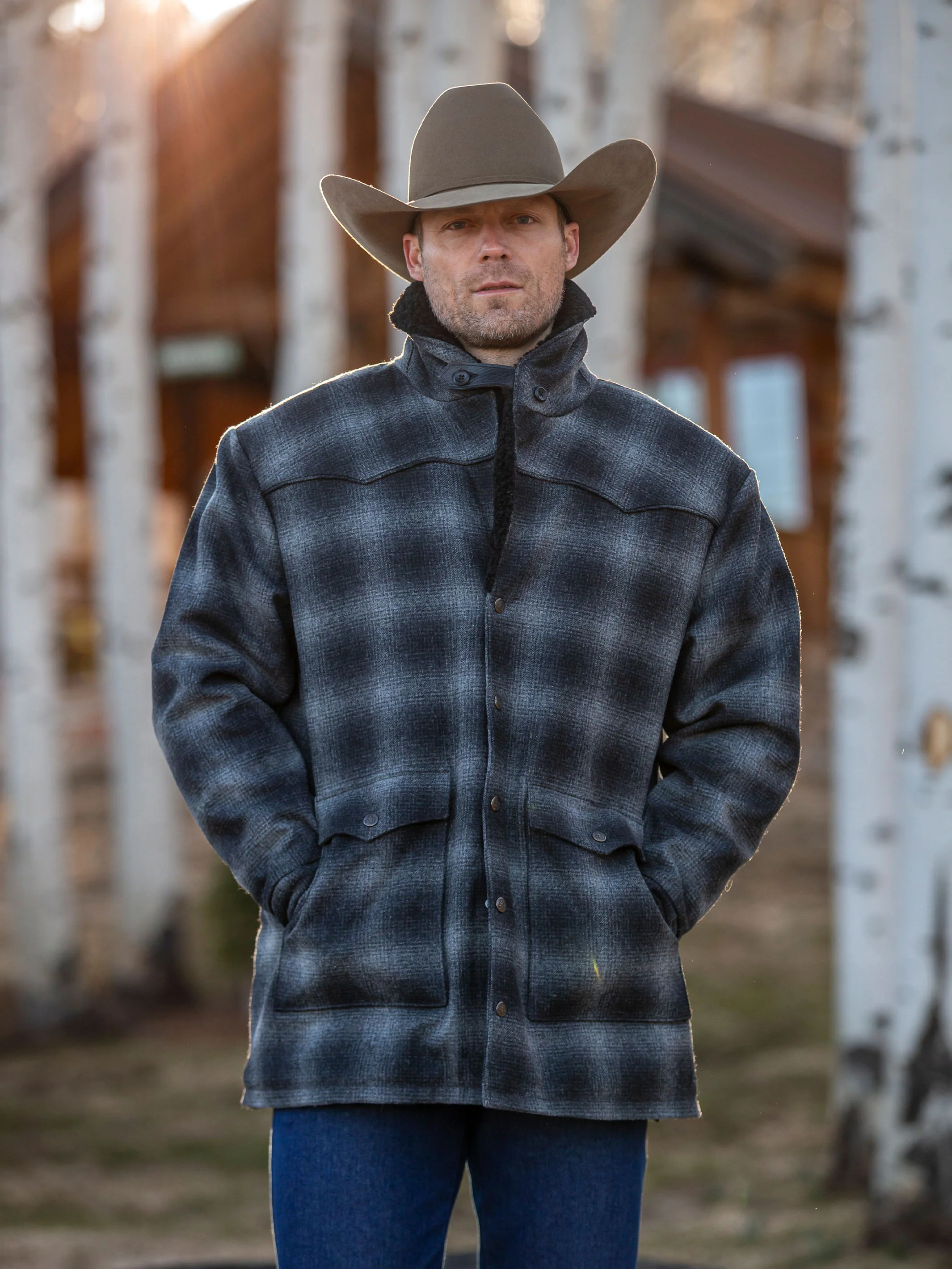 Wool Coat With Shearling Collar - Image 8